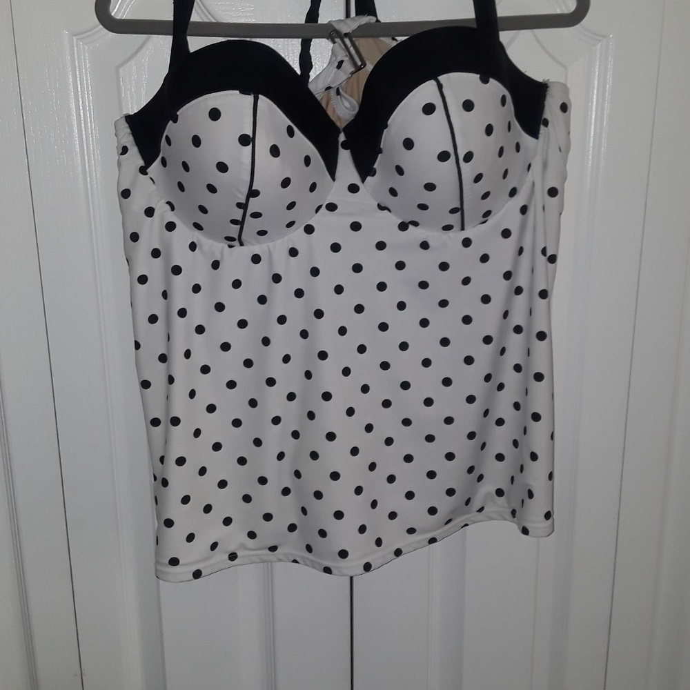 **Pre Loved** TOP ONLY! Lane Bryant tankini